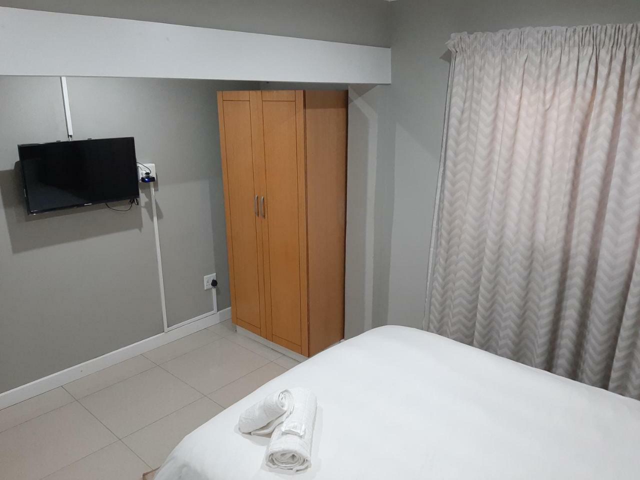 Lux Rooms On 37 بلومفونتين المظهر الخارجي الصورة